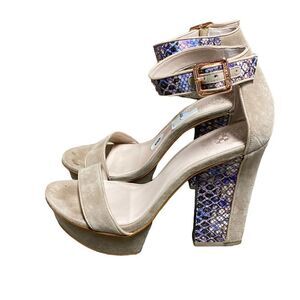Vince Camuto Nedra Snakeskin Nude Suede Platform Heel Size 8